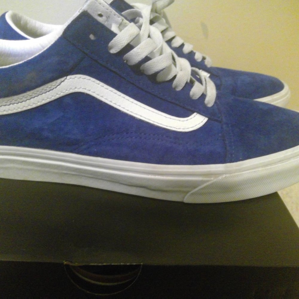 Vans - Picture 4 of 5